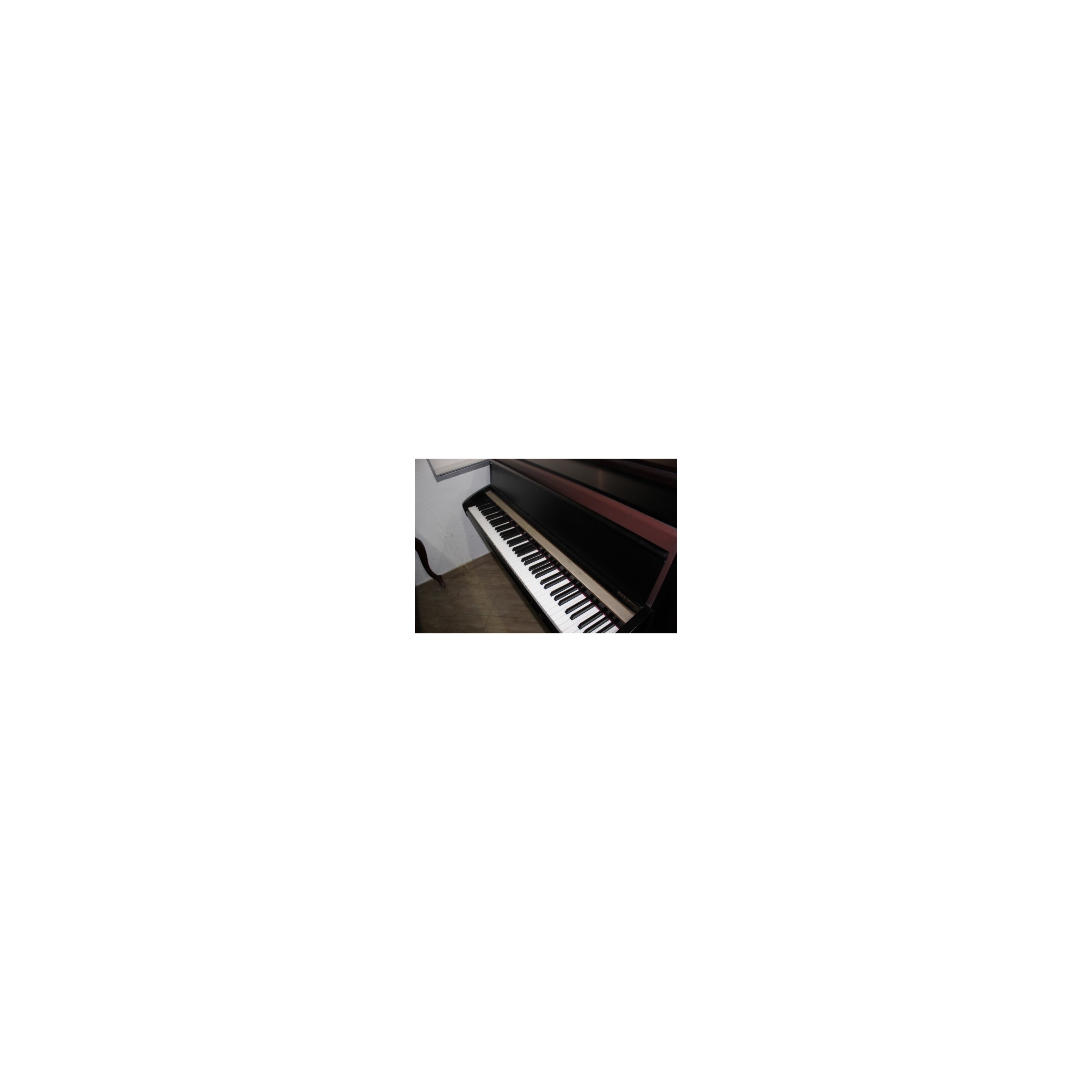 PIANO SCHIMMEL ART DECOR NEGRO USADO