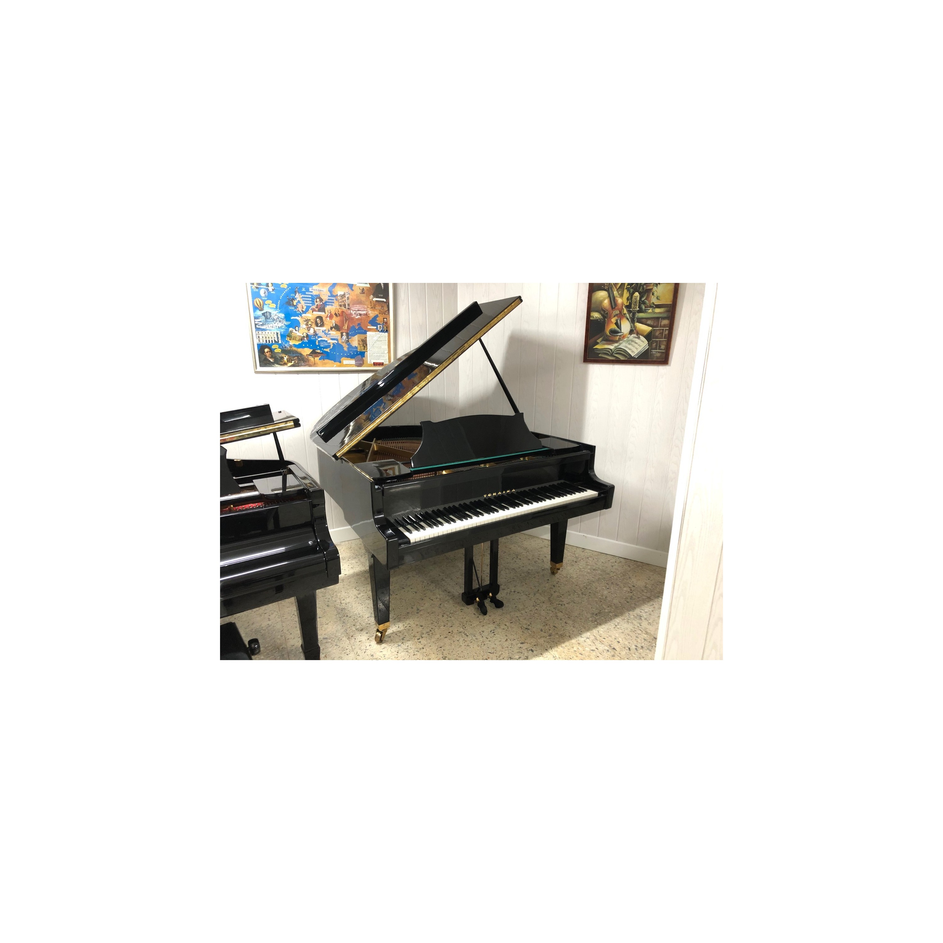 PIANO COLA TCHAIKA NEGRO BRILLO USADO