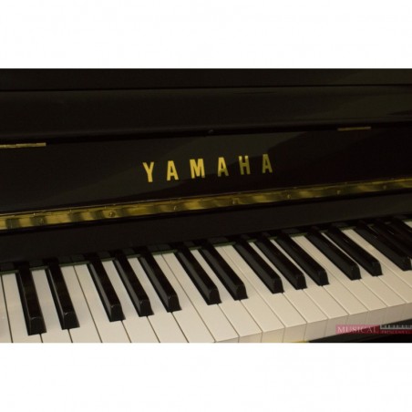 PIANO YAMAHA MC301 NEGRO USADO 