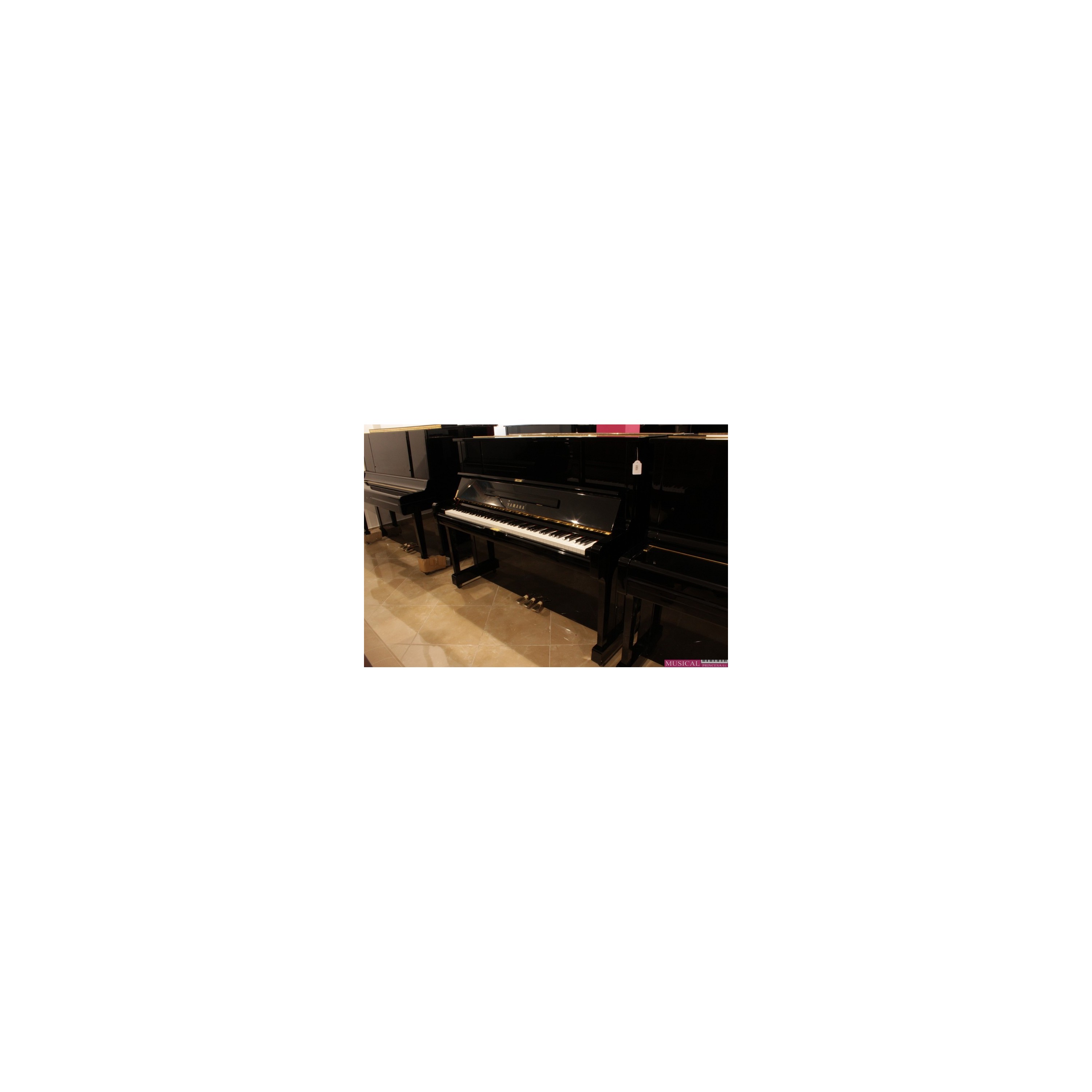 PIANO YAMAHA UX NEGRO POLIESTER USADO