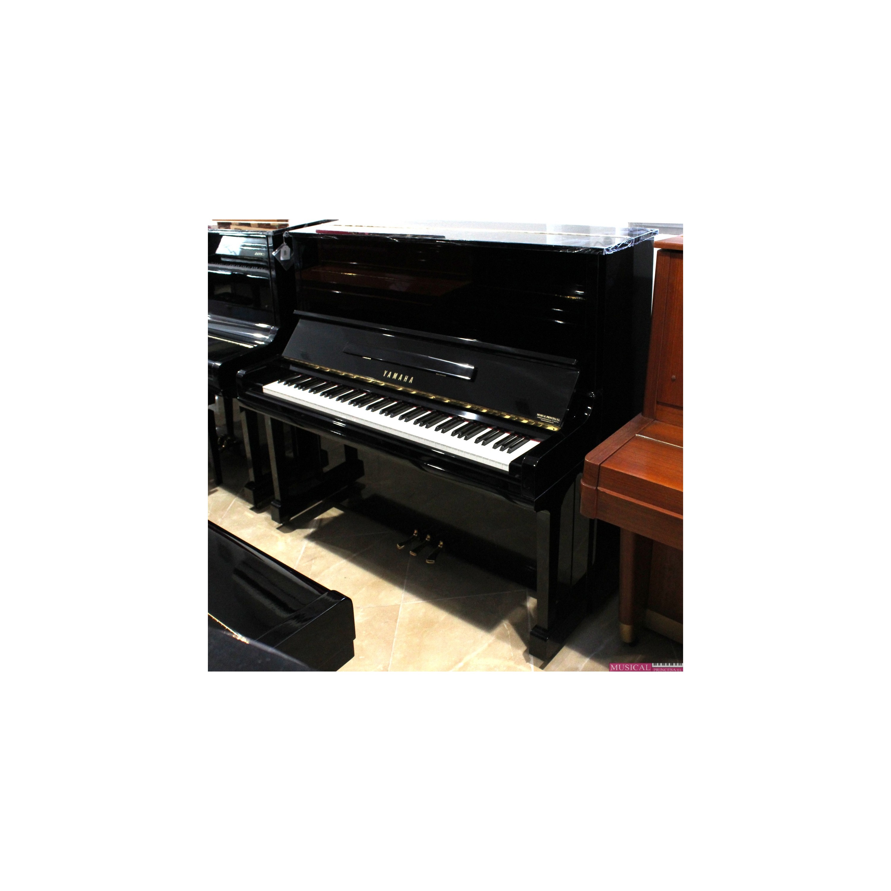 PIANO YAMAHA U30BL NEGRO POLIESTER USADO