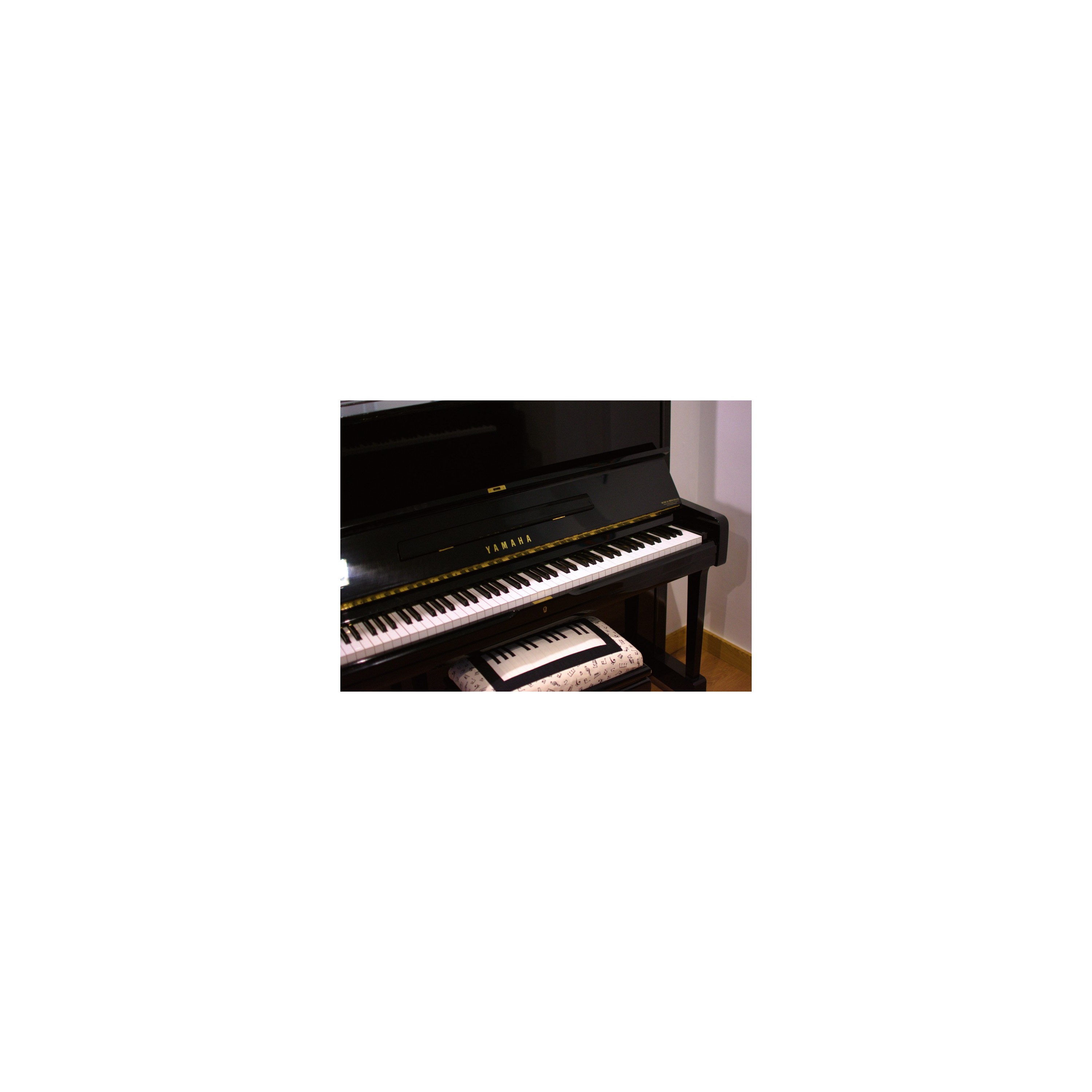 PIANO YAMAHA U1 NEGRO  USADO