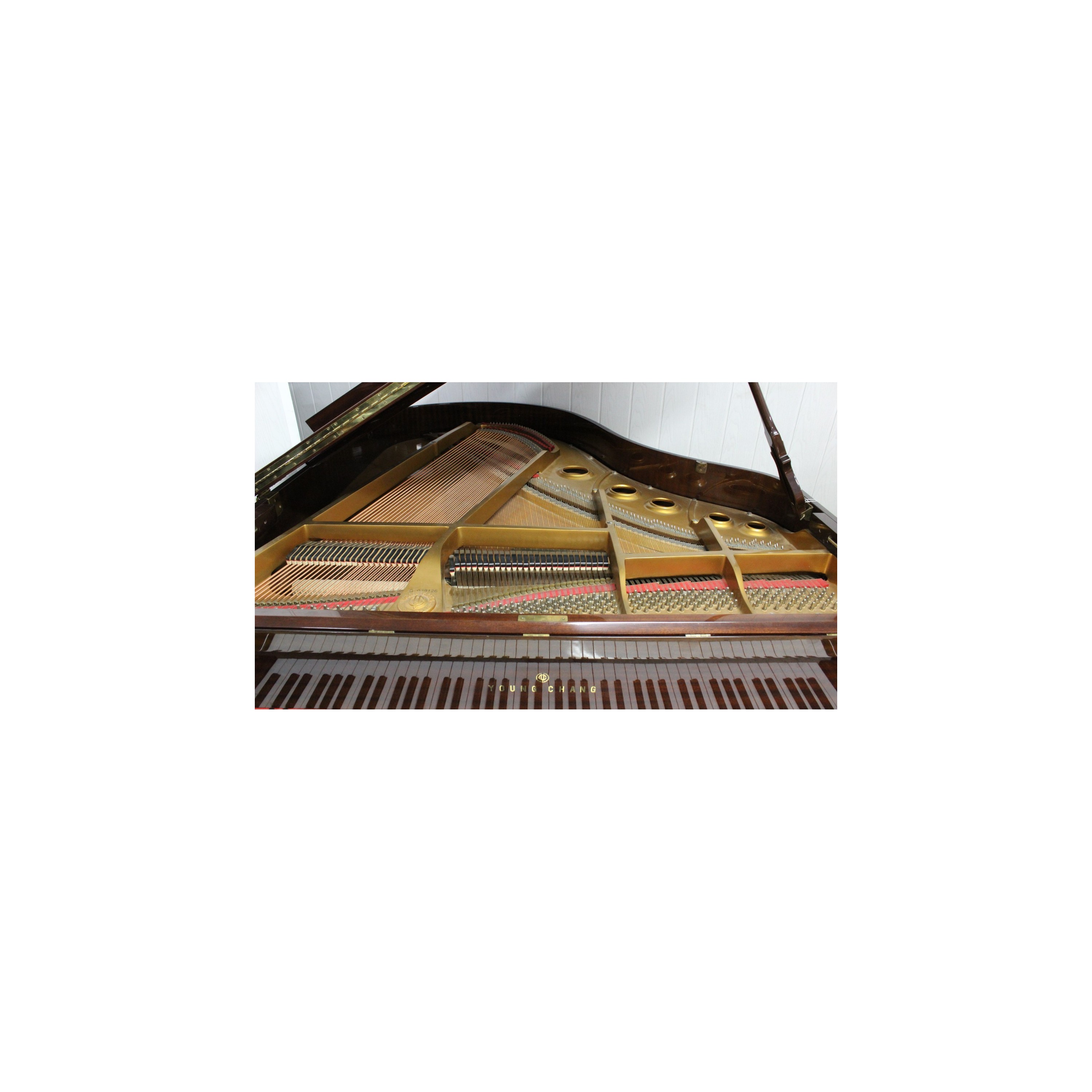 PIANO COLA YOUNG CHANG G185 NOGAL USADO