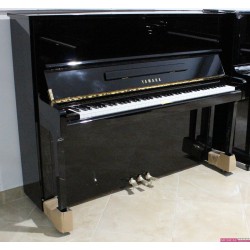 PIANO YAMAHA U10BL NEGRO USADO