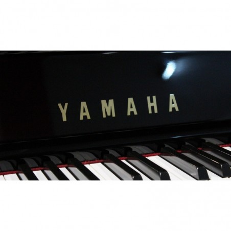 YAMAHA UX30BL PIANO NEGRO POLIESTER USADO