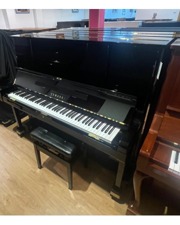 YAMAHA YUX PIANO NEGRO...