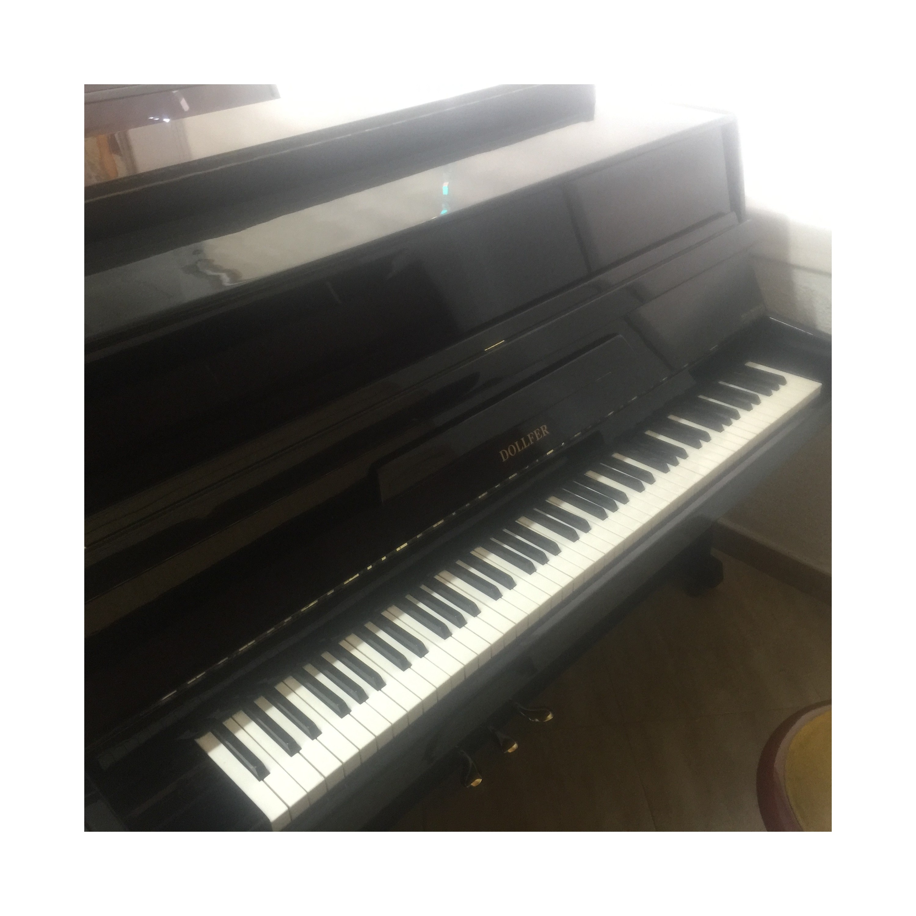 PIANO DOLLFER 110 NEGRO USADO