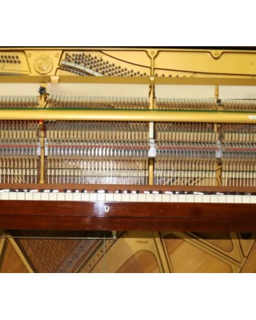 YAMAHA W106 PIANO CAOBA USADO