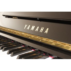 YAMAHA YU3S PIANO NEGRO...
