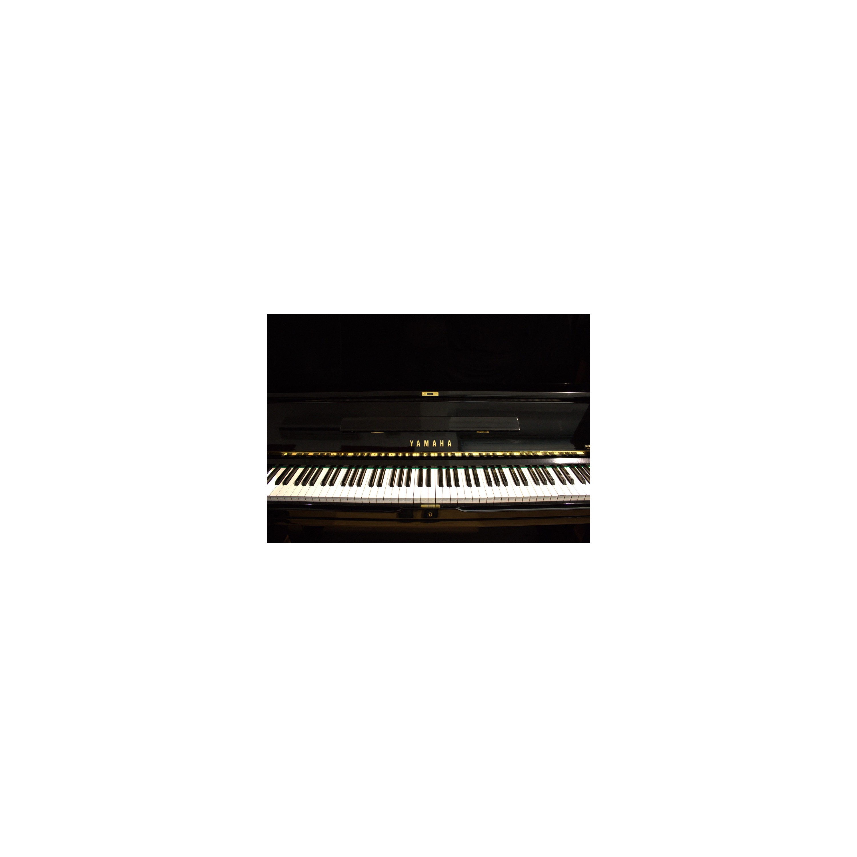 PIANO YAMAHA U1 NEGRO  USADO