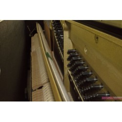 PIANO YAMAHA MC301 NEGRO USADO 