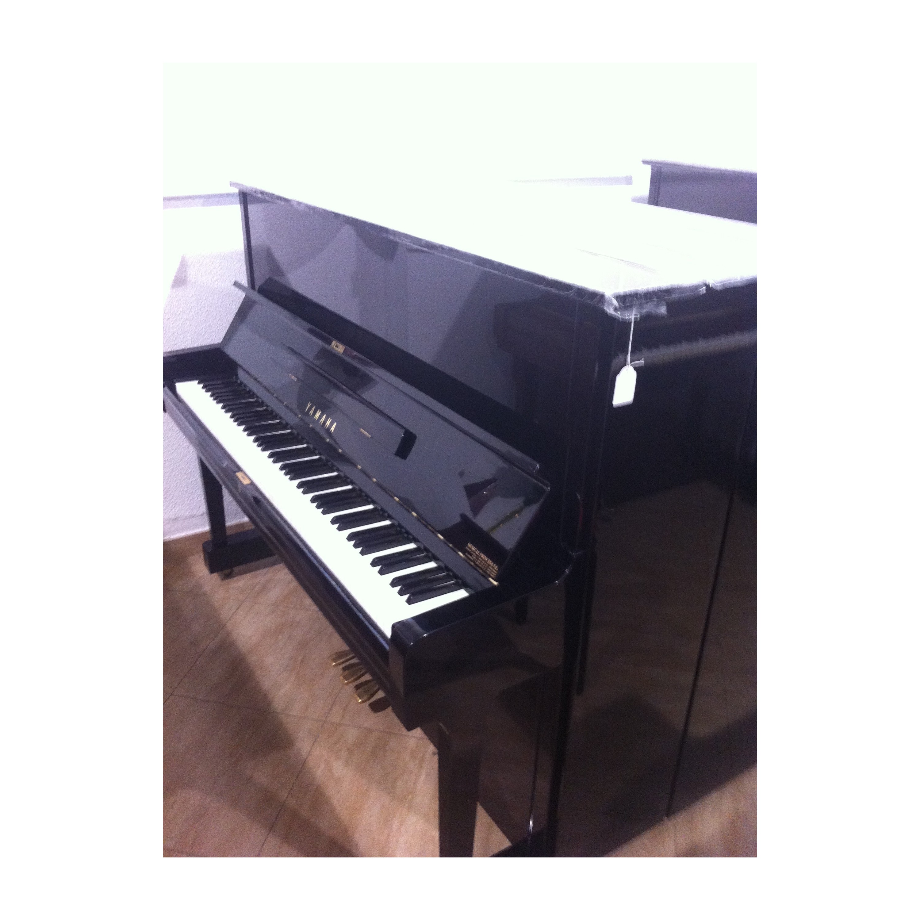 PIANO YAMAHA U1 NEGRO  USADO