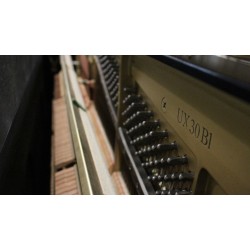 PIANO YAMAHA UX30BL NEGRO POLIESTER USADO