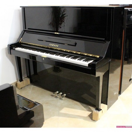 PIANO YAMAHA X 131 NEGRO POLIESTER USADO